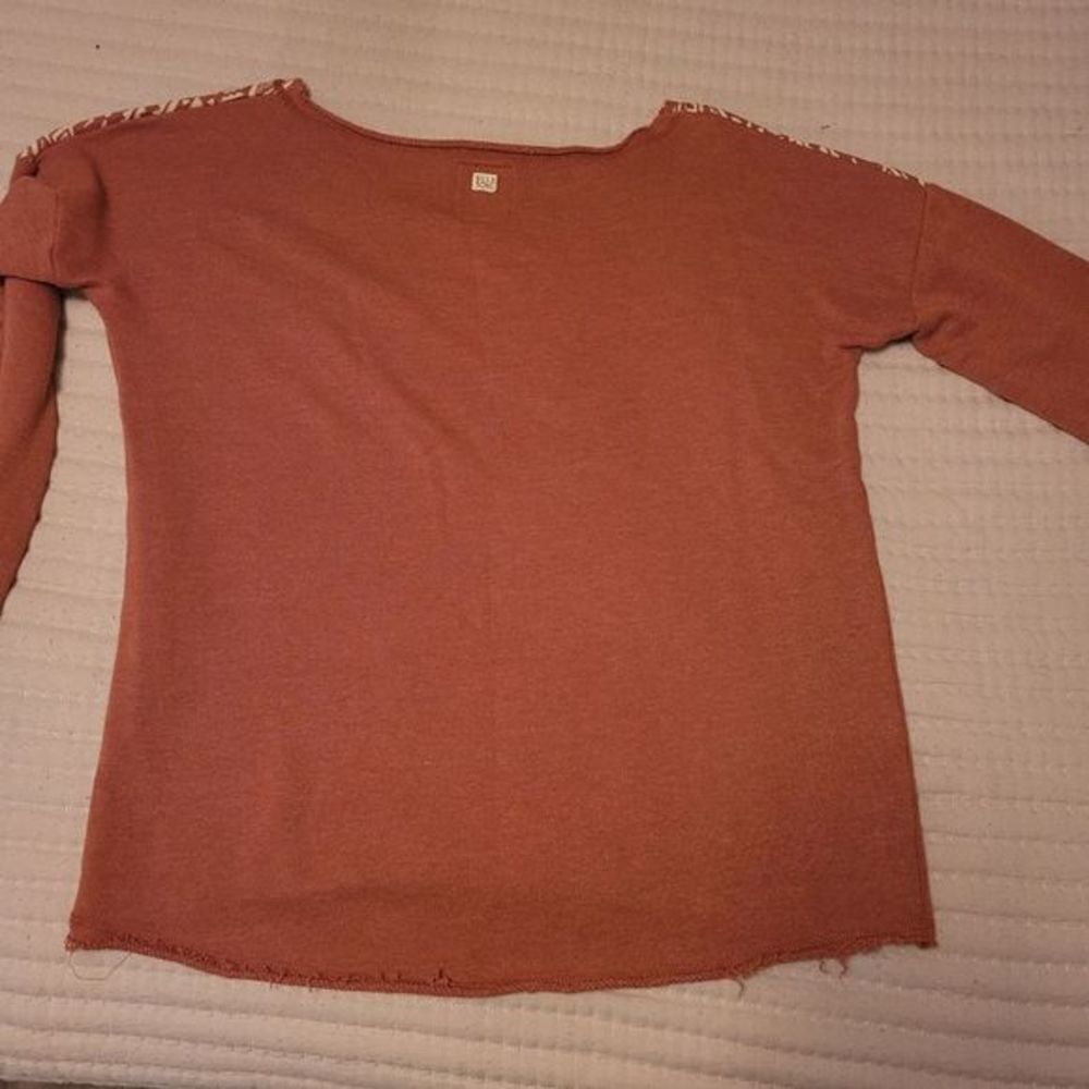 Billabong Rust‎ Color Pullover - Picture 2 of 4